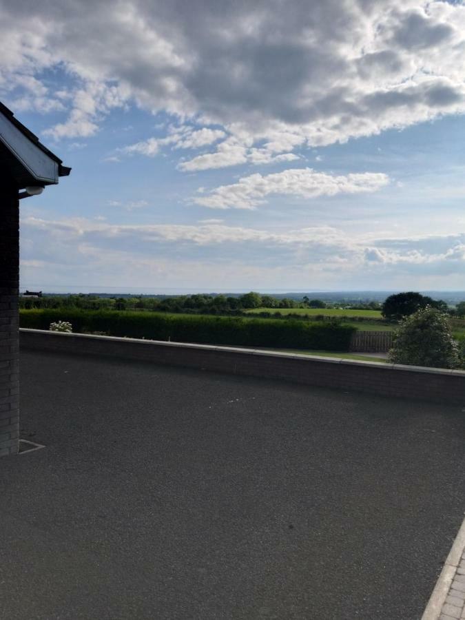 Antrim Heights Bnb Dış mekan fotoğraf